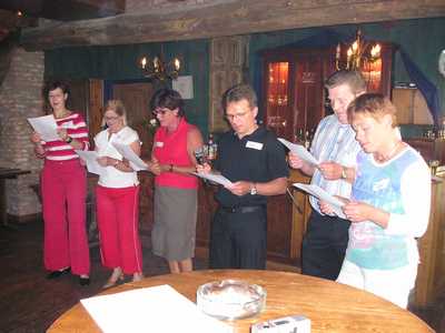 De organisatie van de familiereünie 2004